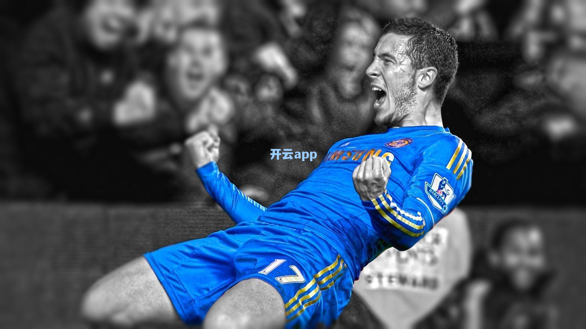 开云网页版|詹俊曝红军核心更迭阵痛，萨拉赫情裂，维尔茨新核难立，利物浦战术转型遇阻